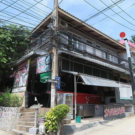 Same Same Guesthouse, Bar & Restaurant (Adults Only) หาดริ้น ภายนอก รูปภาพ