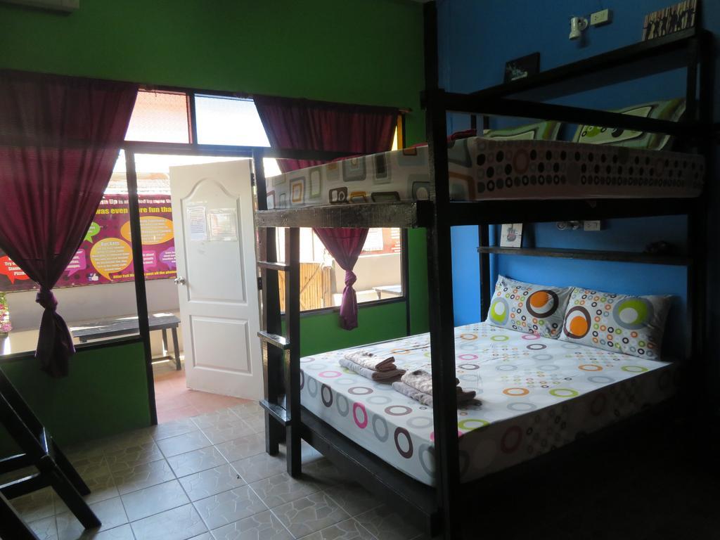 Same Same Guesthouse, Bar & Restaurant (Adults Only) หาดริ้น ภายนอก รูปภาพ