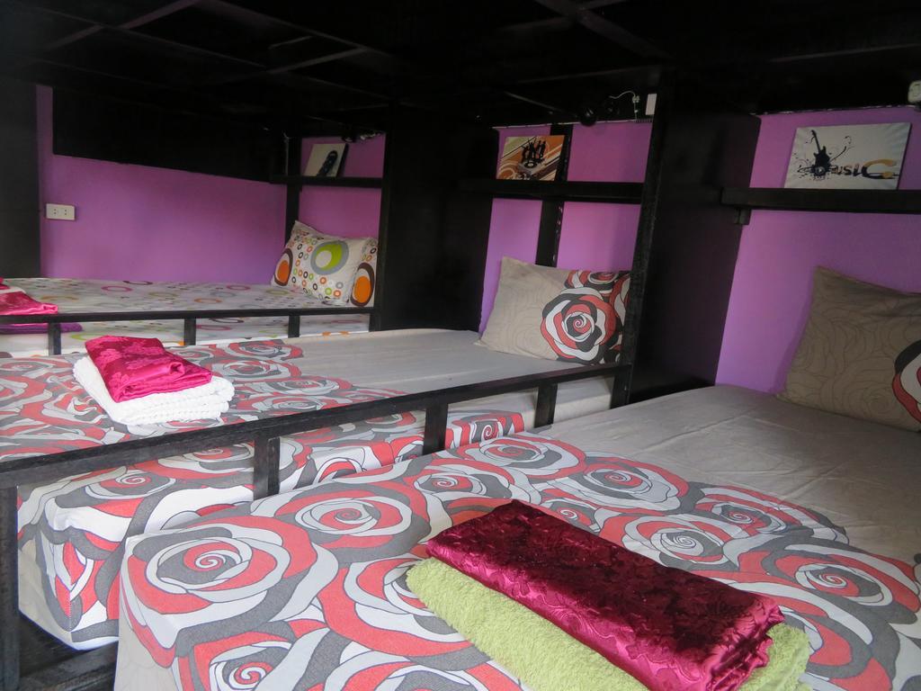 Same Same Guesthouse, Bar & Restaurant (Adults Only) หาดริ้น ภายนอก รูปภาพ