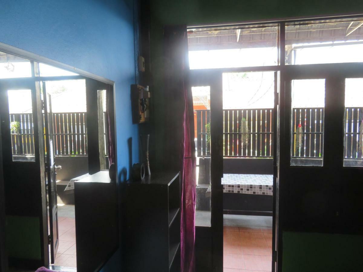 Same Same Guesthouse, Bar & Restaurant (Adults Only) หาดริ้น ภายนอก รูปภาพ