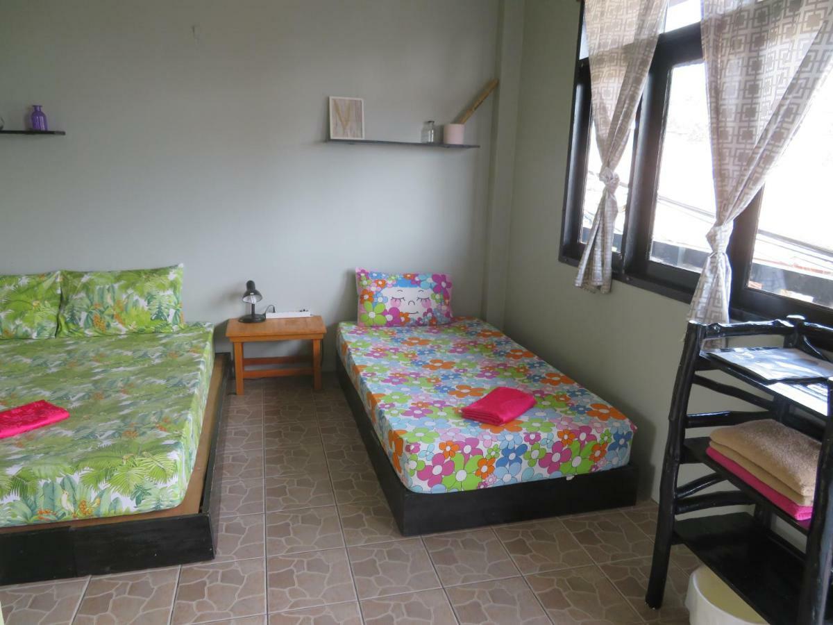 Same Same Guesthouse, Bar & Restaurant (Adults Only) หาดริ้น ภายนอก รูปภาพ